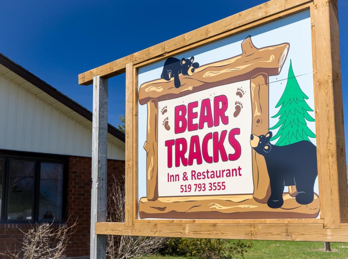Bear Tracks Inn Lion's Head Esterno foto